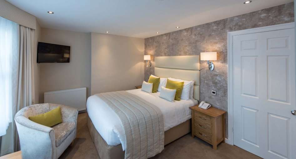 Royal and Fortescue Hotel Accommodation (303) Bedroom with Chair