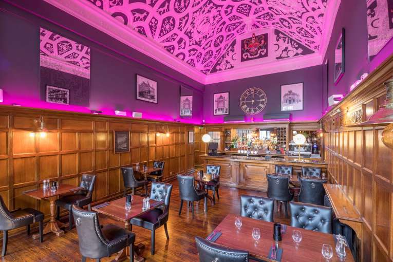 Royal and Fortescue Hotel 62 the Bank Restaurant Dining Area and Bar